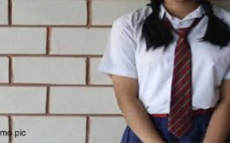 Hindi teacher's dirty act, called a 10th class student near him and touched her inappropriately and then...