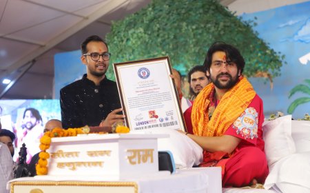 Spiritual Legacy Meets Global Glory: Kartik Paliwal from London Book of World Records Felicitates Bageshwar Dham Sarkar