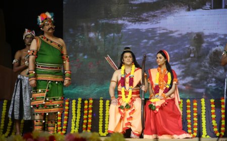 Bharat Milaap Scene Moves Audience to Tears at Red Fort Ramleela, Shikha Chaudhary’s Bhajans Mesmerize