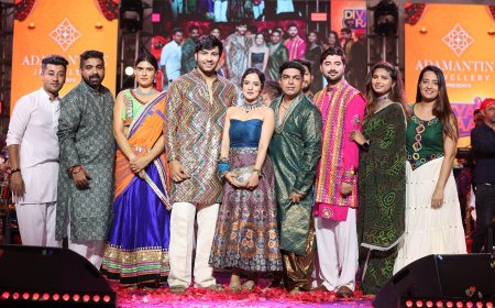Keerthi Sagathia Sets Malad Ablaze with Music & Dance on Day 6 of Divya Raas 2025
