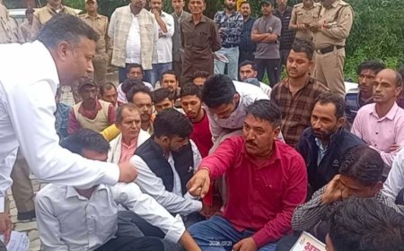 Corruption Storm in Nainital: Commission Allegations Echo in Bhimtal-Dhari Kshetra Panchayat Meeting