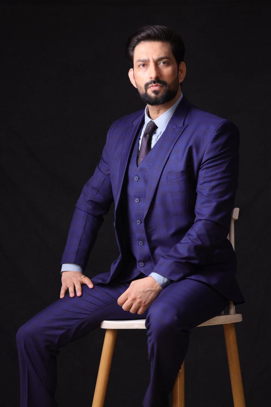 Beyond the Screen: Aadesh Chaudhary Navigates the Digital Space to Foster Mindful Self-Reflection