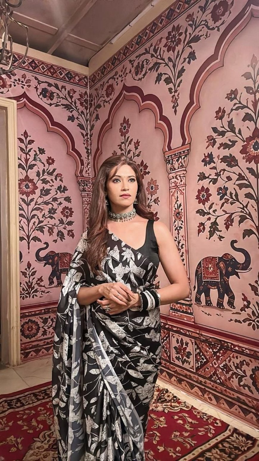 Beyond Screen Illusions: Actress Parakh Madan Champions Authenticity and Internal Well-Being Over Unrealistic Beauty Standards