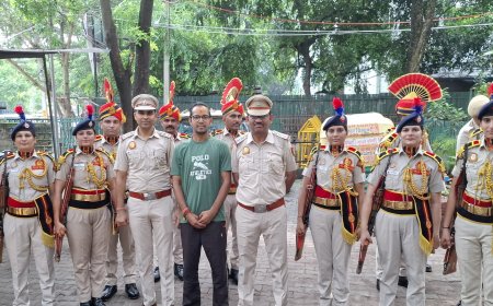 Hauz Khas Police Station Celebrates 80th Independence Day with Patriotic Spirit; Youngest Producer of India Kartik Paliwal Joins the Celebration