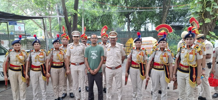 Hauz Khas Police Station Celebrates 80th Independence Day with Patriotic Spirit; Youngest Producer of India Kartik Paliwal Joins the Celebration