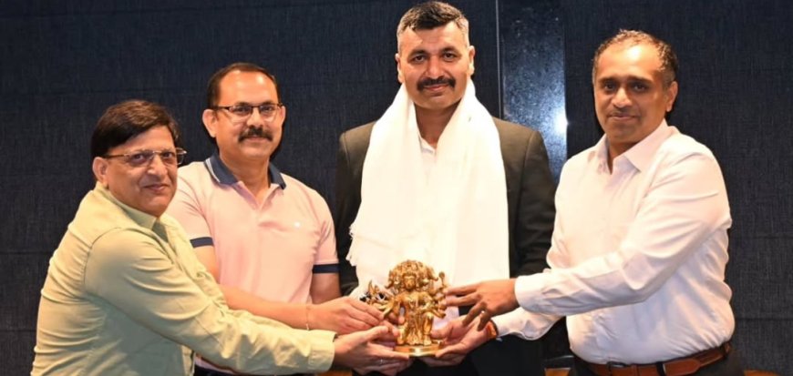 Nainital Police Bids Heartfelt Farewell to Additional SP Amit Kumar Saini on Transfer to Tehri